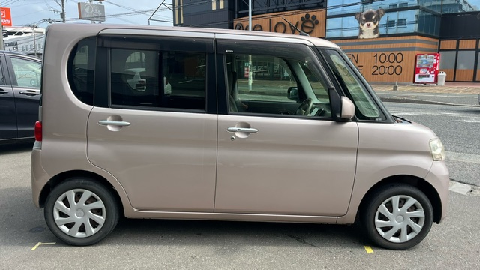 タント X