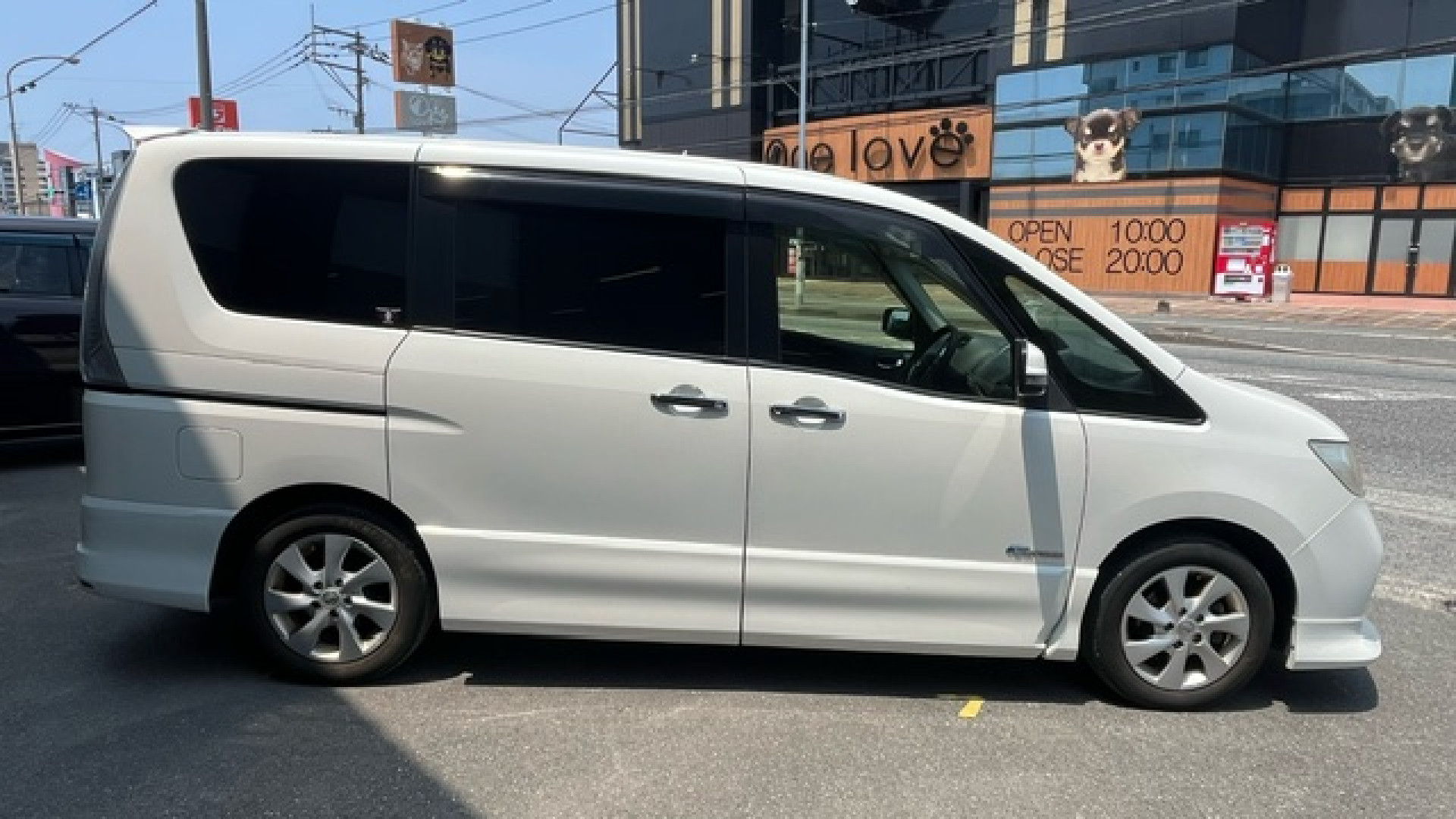 セレナSハイブリッド