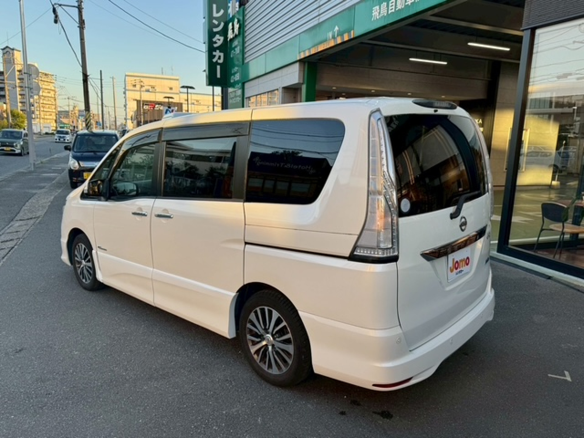 セレナハイウェスターSーHYBRID