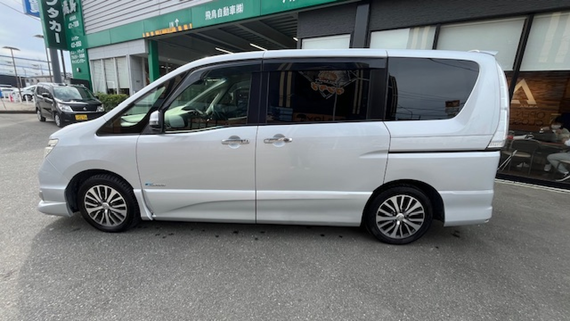 セレナ ハイウェスタ―G