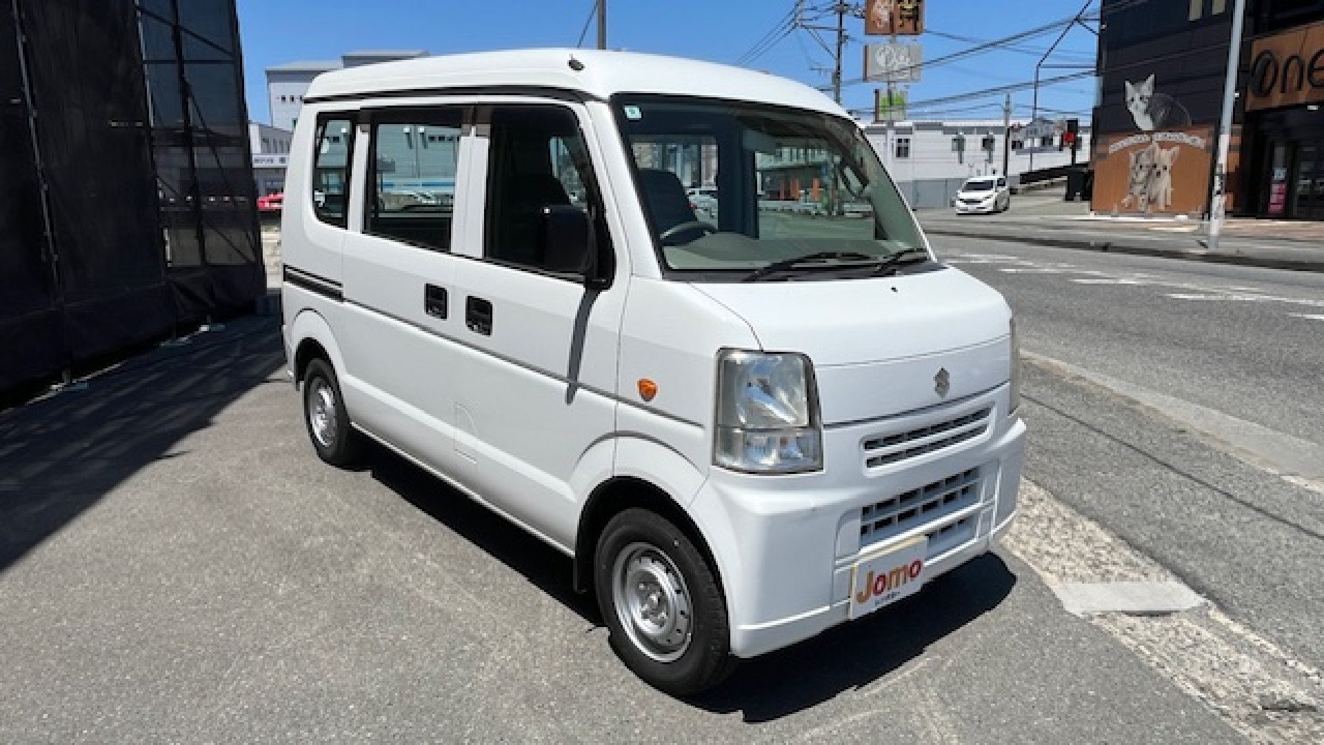 エブリィ